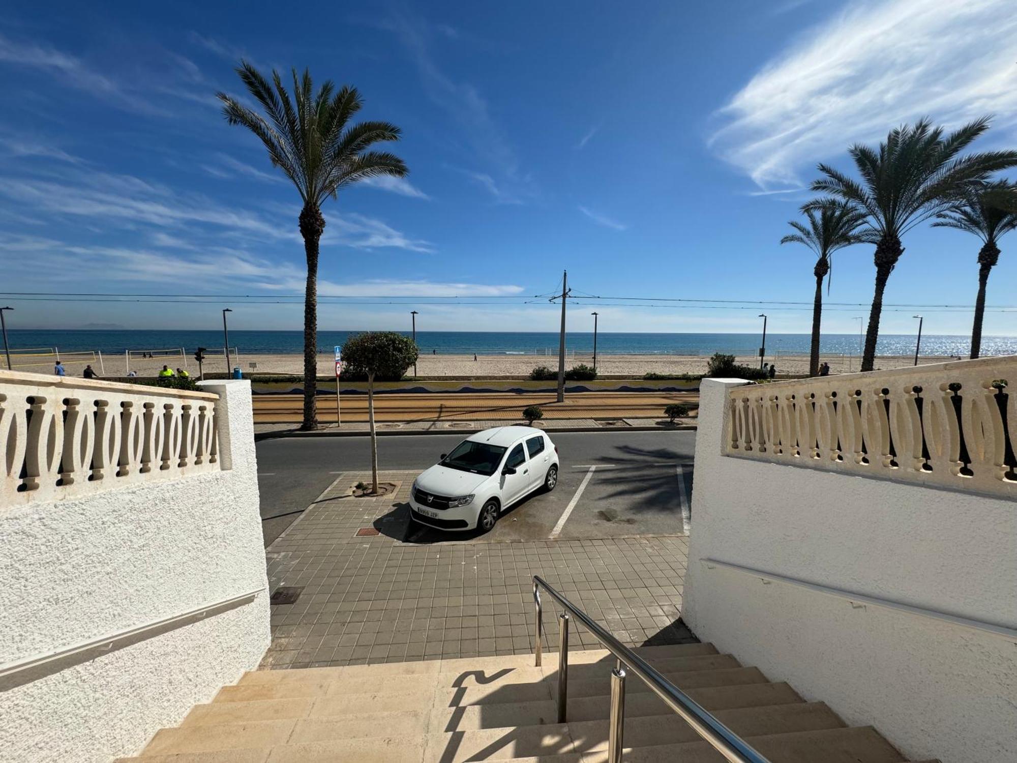 Apartamento Muchavista Primera Linea De Playa By El Conserje El Campello Exterior photo